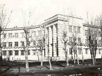 Старое здание школы 139